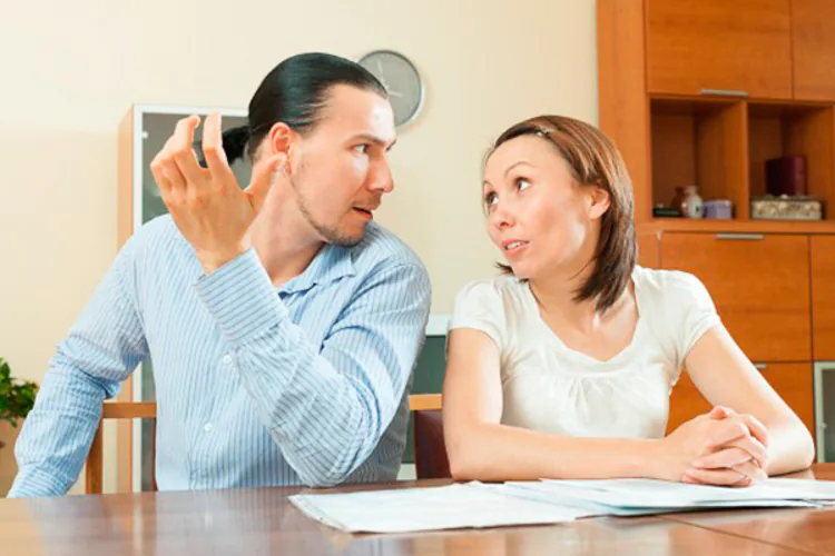 El misterio de la diferencia entre hombres y mujeres, es el tema de extensos estudios, decenas de libros y, por supuesto, eternas discusiones. Como en cualquier ecuación, la respuesta podría estar en la X, según sugiere un equipo de científicos británicos del Wellcome Trust en la revista científica Nature. Según los científicos, la presencia por duplicado del cromosoma X en las mujeres las hace más flexibles y diversas genéticamente.