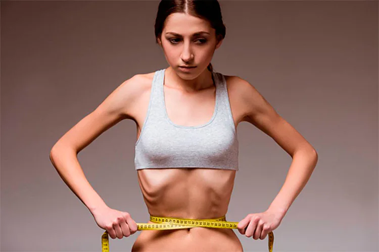 La anorexia nerviosa afecta a 0,5 % a 1 % de las mujeres en Estados Unidos durante su vida. Aparte de la pérdida drástica de peso, los efectos de la anorexia incluyen falta de menstruación, metabolismo más lento y otros cambios físicos y psicológicos descritos en las víctimas de inanición.