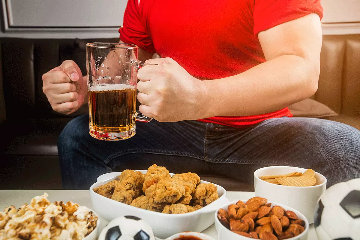 En las familias con gota, la obesidad y el alcohol aumentan el riesgo personal